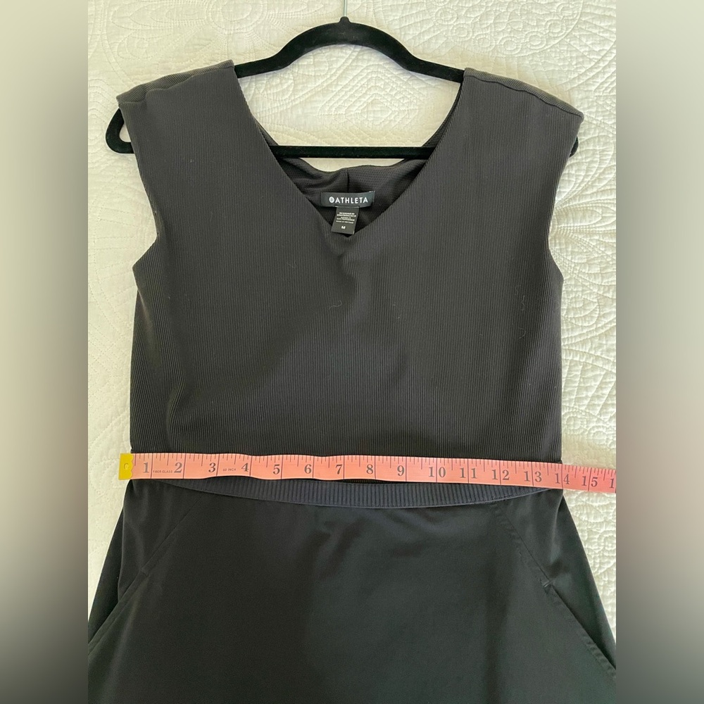 Athleta Keyhole Maxi Dress (Med)